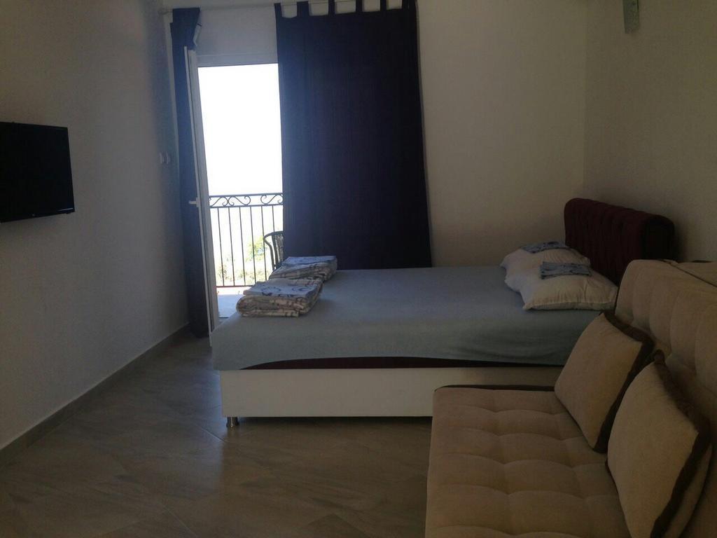 Apartmani Roganovic Luštica Exterior foto